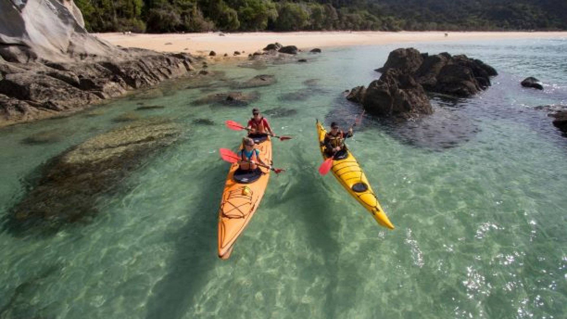 Marahau-Sea-Kayaks-at-Tonga-Arches-in-Abel-Tasman-credit-Marahau-Sea-Kayaks