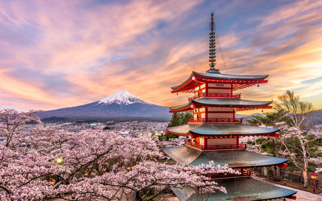 Save up to $500pp on your 2022 adventure with Wendy Wu