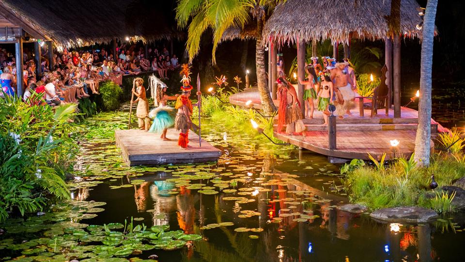 Te Vara Nuifamily-pass-show-and-dinner-te-vara-nui